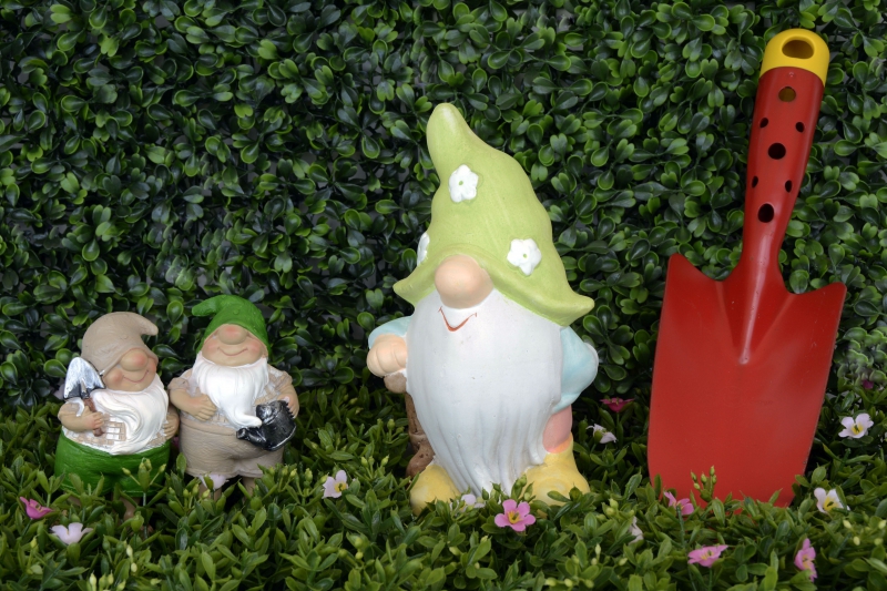 sasu-GRIMAUD-min_garden-gnome-1404358